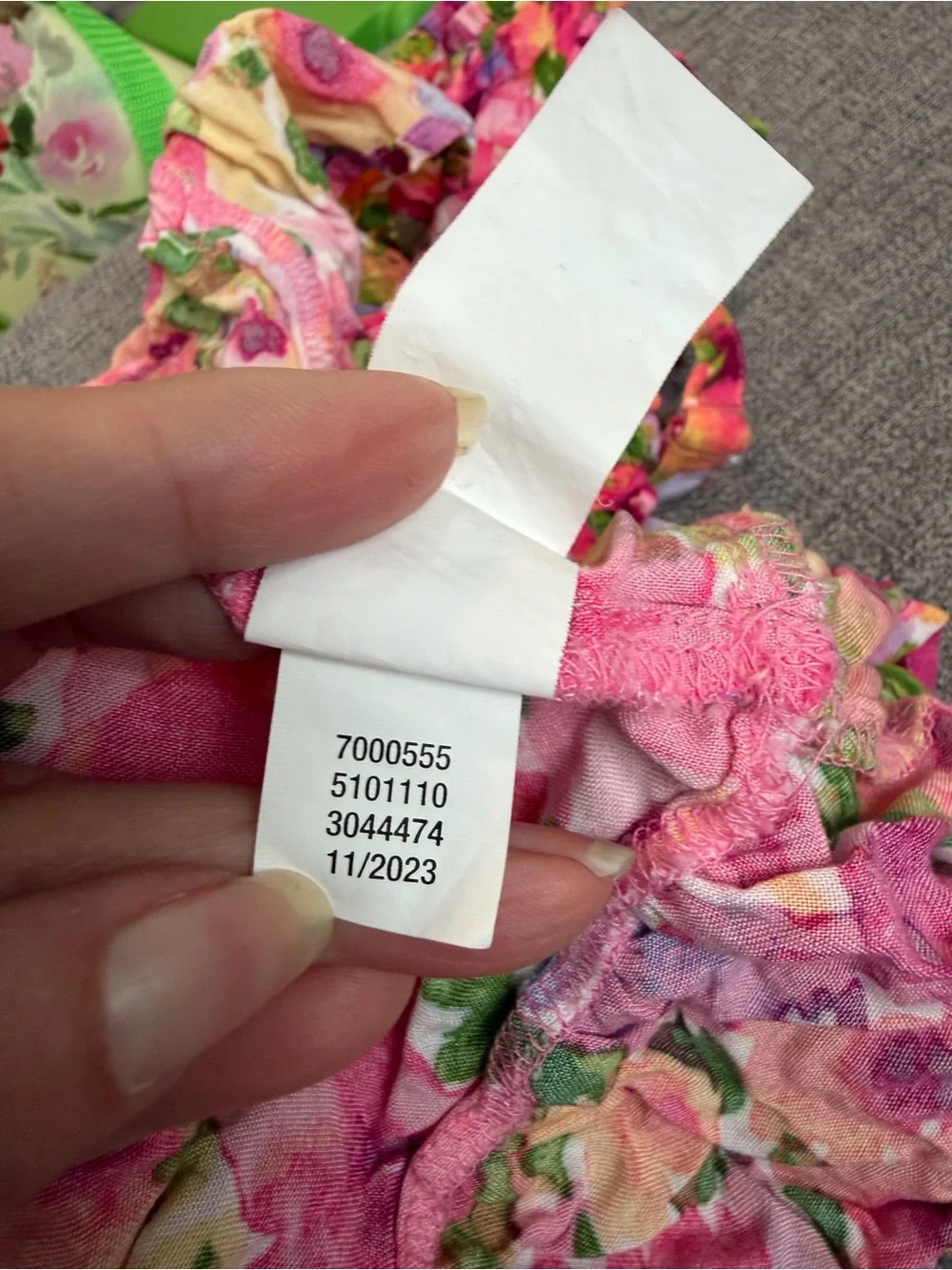 The Children's Place Pink Floral Smocked Casual Dress size 2T cold shoulder GUC - Picture 7 of 10